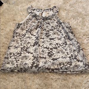 Adiva gray and white chiffon blouse